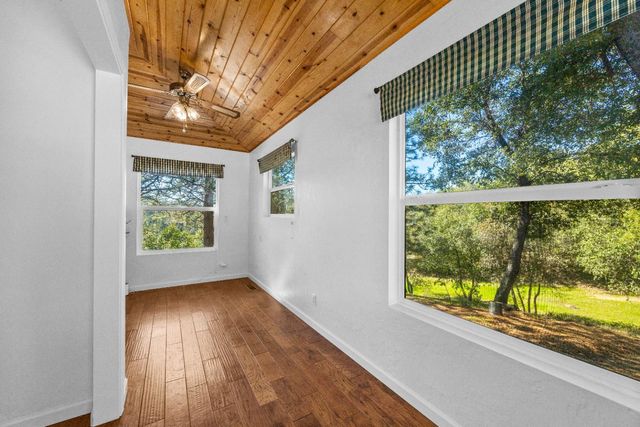 18450 Sugar Loaf Rd, Jackson, CA 95642