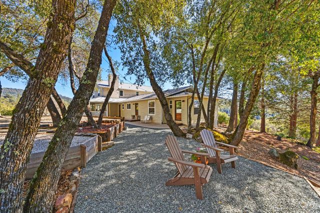 18450 Sugar Loaf Rd, Jackson, CA 95642