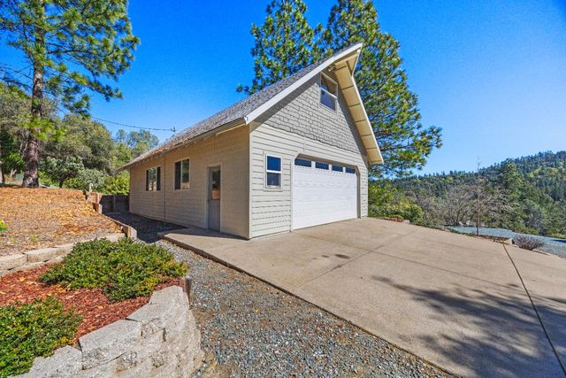 18450 Sugar Loaf Rd, Jackson, CA 95642