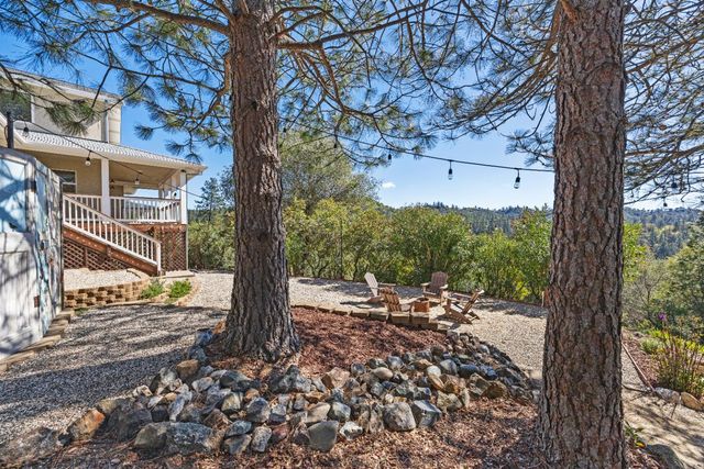 18450 Sugar Loaf Rd, Jackson, CA 95642