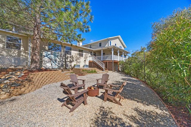 18450 Sugar Loaf Rd, Jackson, CA 95642