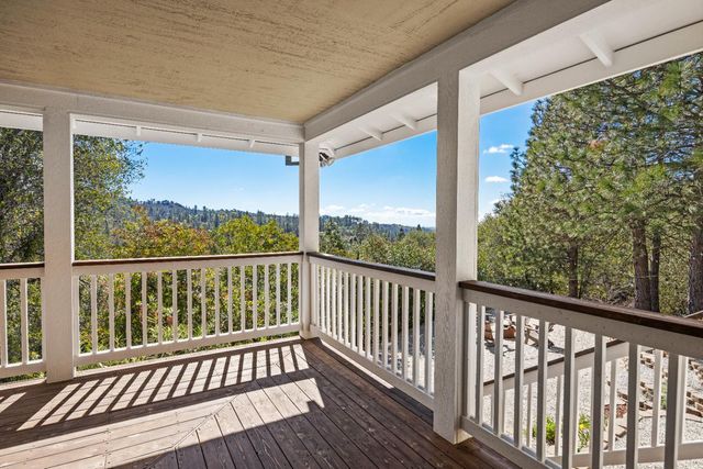 18450 Sugar Loaf Rd, Jackson, CA 95642