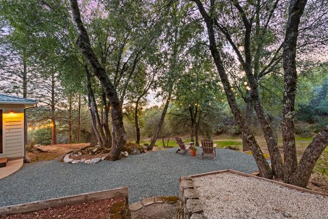 18450 Sugar Loaf Rd, Jackson, CA 95642