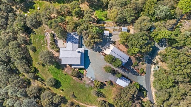 18450 Sugar Loaf Rd, Jackson, CA 95642