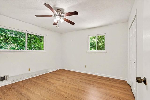 1136 Creekdale Drive, Clarkston, GA 30021