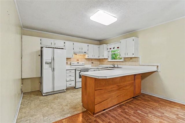 1136 Creekdale Drive, Clarkston, GA 30021