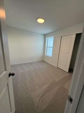 21913 Sawyer Lane, Rogers, MN 55374