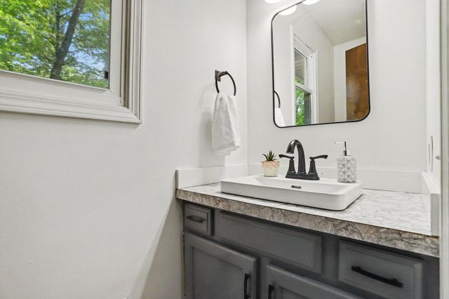 24234 Oak Lane, Antwerp Twp, MI 49071