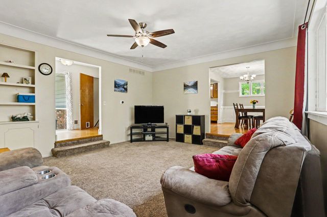 24234 Oak Lane, Antwerp Twp, MI 49071