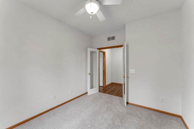 1656 Oakbrooke Way, Eagan, MN 55122