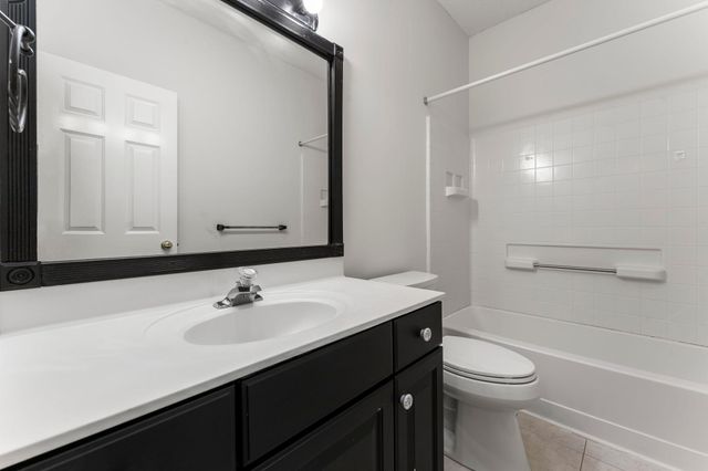 1656 Oakbrooke Way, Eagan, MN 55122