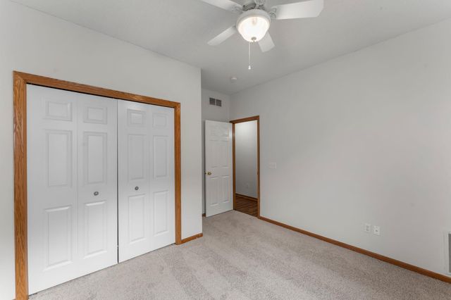 1656 Oakbrooke Way, Eagan, MN 55122