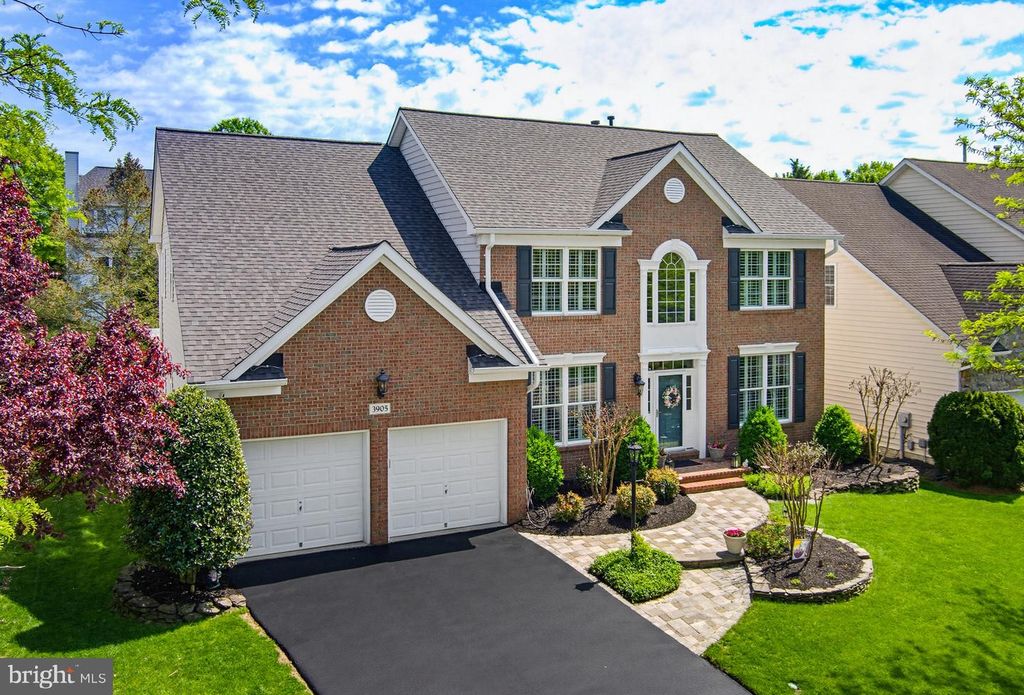 Image 2 of property listing at 3905 ABERDEEN WAY, Frederick, MD 21704