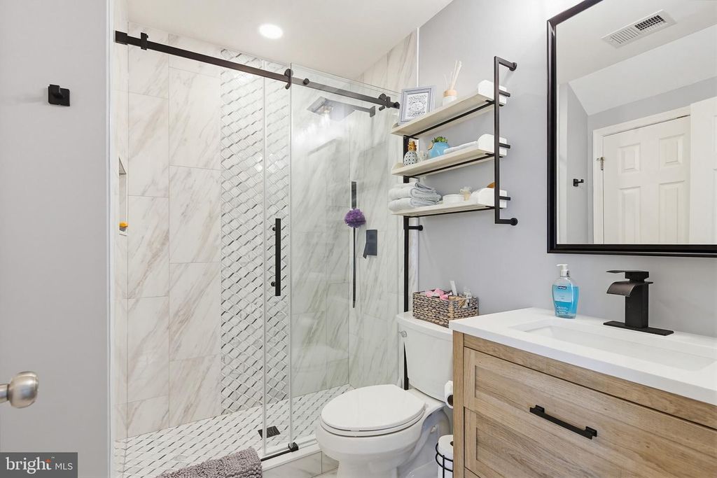 Image 30 of property listing at 3905 ABERDEEN WAY, Frederick, MD 21704