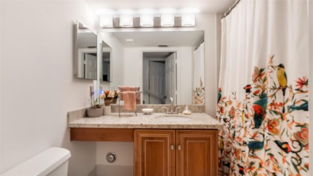 409 Republic Court 409, Deerfield Beach, FL 33442