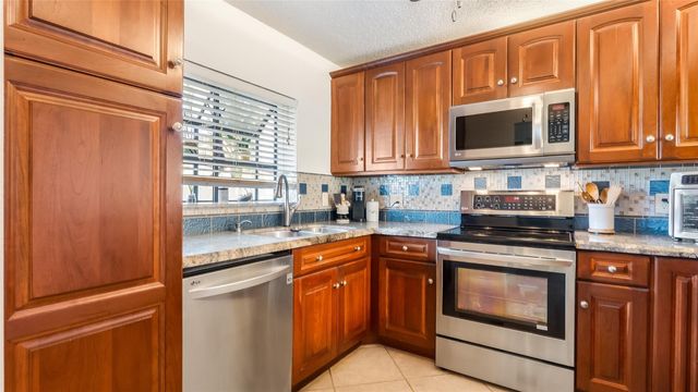 409 Republic Court 409, Deerfield Beach, FL 33442