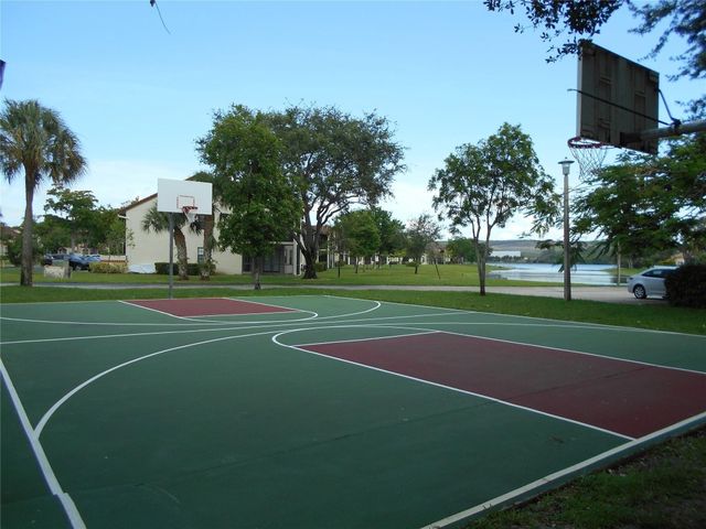 409 Republic Court 409, Deerfield Beach, FL 33442