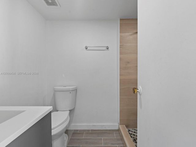 252 E 36th St A, Hialeah, FL 33013