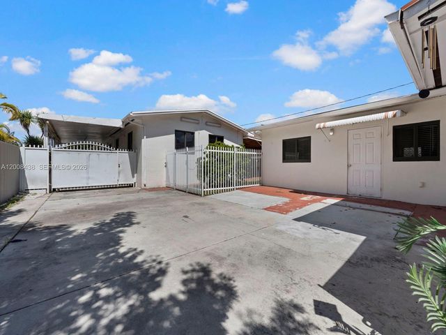 252 E 36th St A, Hialeah, FL 33013