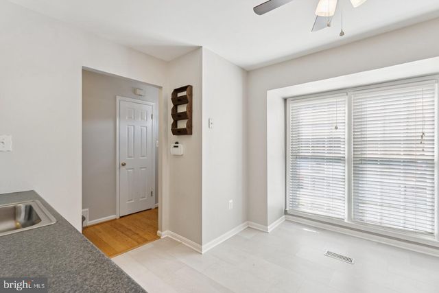 12098 WINONA DR, Woodbridge, VA 22192