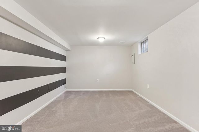 12098 WINONA DR, Woodbridge, VA 22192