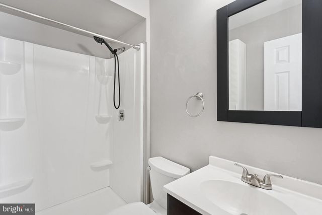 12098 WINONA DR, Woodbridge, VA 22192