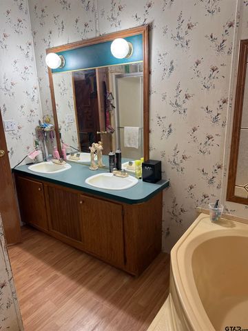 476 Dogwood Trail, Murchison, TX 75778