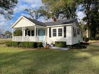 149 First Bend Road, Harleyville, SC 29448