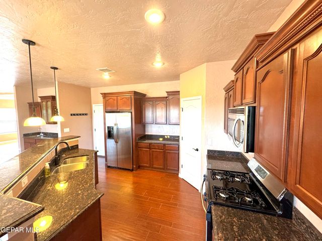 5429 PEDRO LUCERO Drive, El Paso, TX 79934