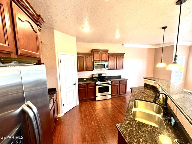 5429 PEDRO LUCERO Drive, El Paso, TX 79934