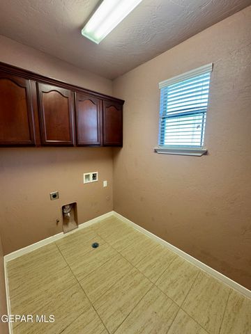 5429 PEDRO LUCERO Drive, El Paso, TX 79934