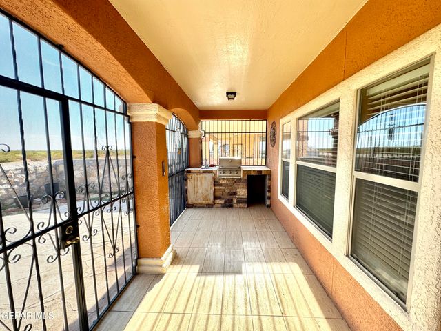 5429 PEDRO LUCERO Drive, El Paso, TX 79934