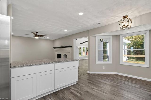 913 Long Ridge RD, Chesapeake, VA 23322