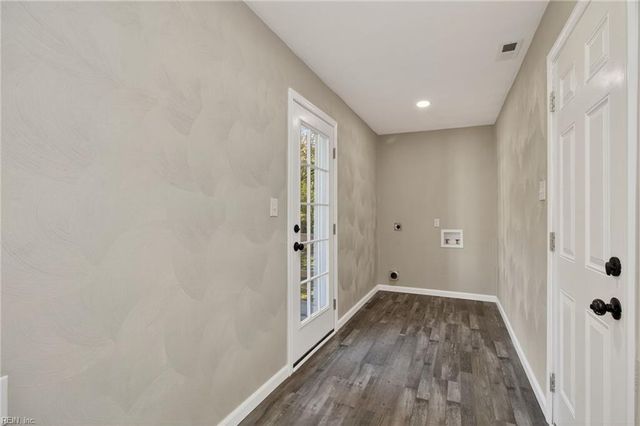 913 Long Ridge RD, Chesapeake, VA 23322