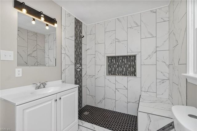 913 Long Ridge RD, Chesapeake, VA 23322