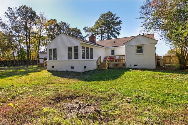 913 Long Ridge RD, Chesapeake, VA 23322