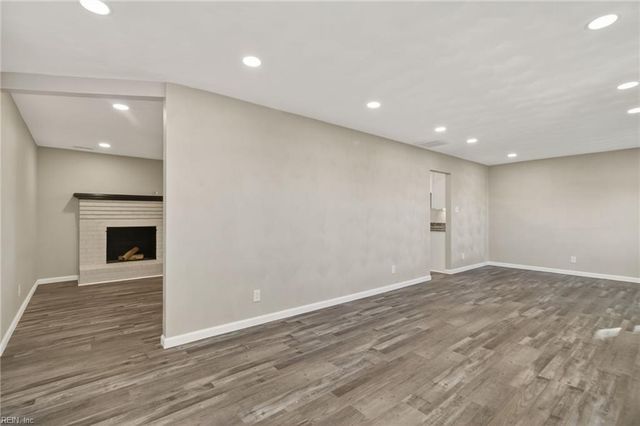 913 Long Ridge RD, Chesapeake, VA 23322