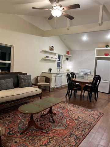 315 Hobson Street, Weatherford, TX 76086