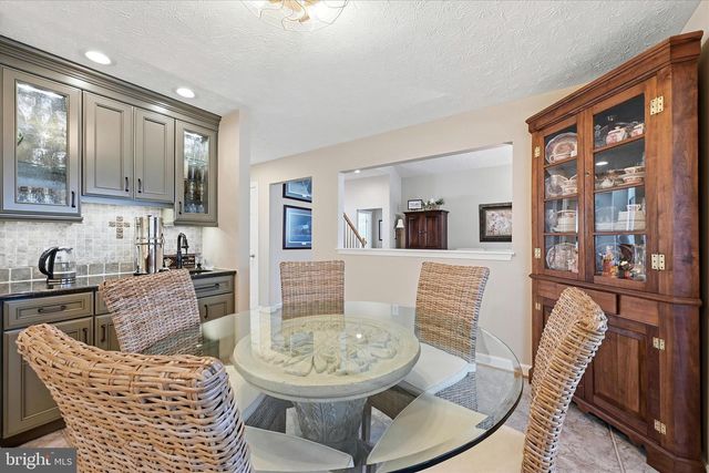 806 MAHONE DR, Winchester, VA 22601