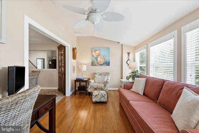 806 MAHONE DR, Winchester, VA 22601