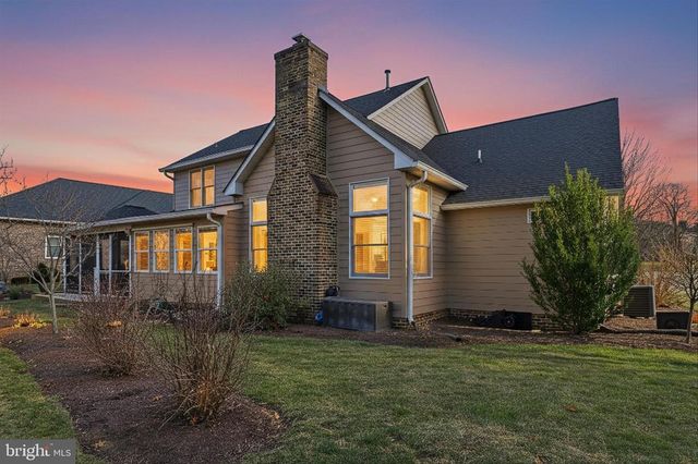 806 MAHONE DR, Winchester, VA 22601