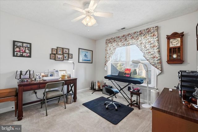 806 MAHONE DR, Winchester, VA 22601