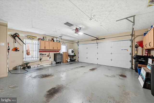 806 MAHONE DR, Winchester, VA 22601