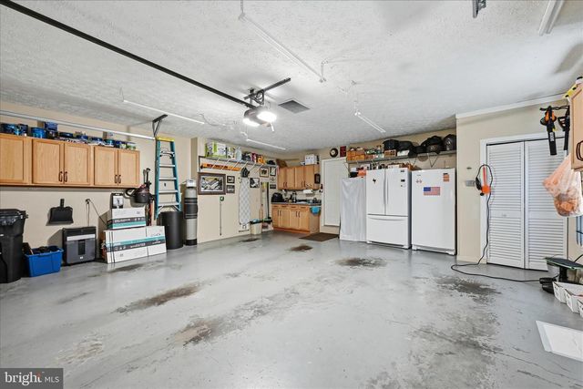 806 MAHONE DR, Winchester, VA 22601