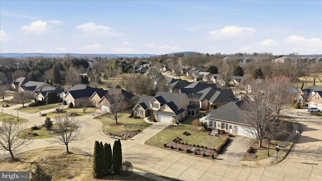 806 MAHONE DR, Winchester, VA 22601