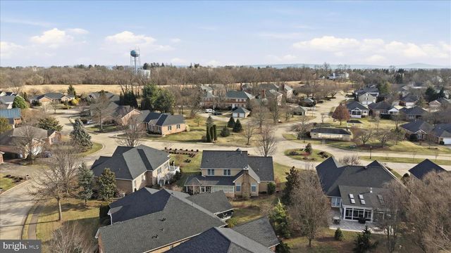 806 MAHONE DR, Winchester, VA 22601