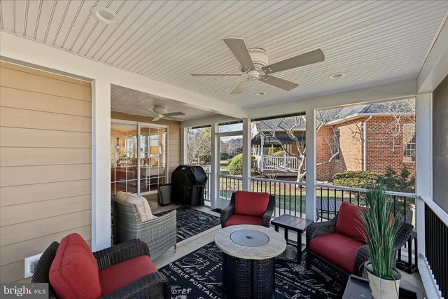 806 MAHONE DR, Winchester, VA 22601