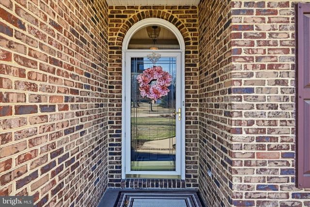 806 MAHONE DR, Winchester, VA 22601