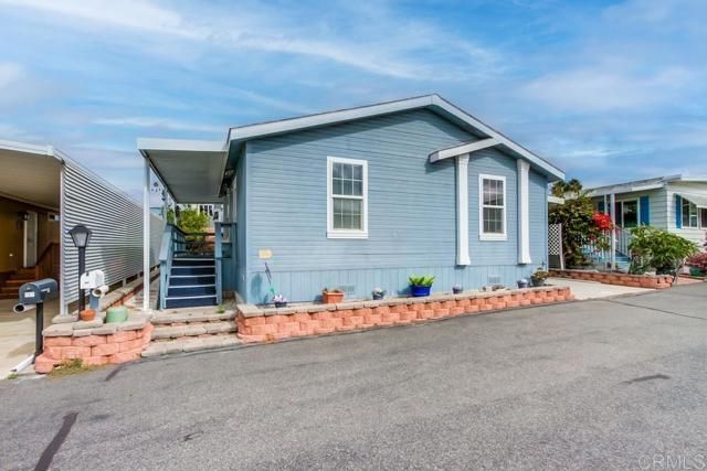 120 Brookside Lane, Oceanside, CA 92056