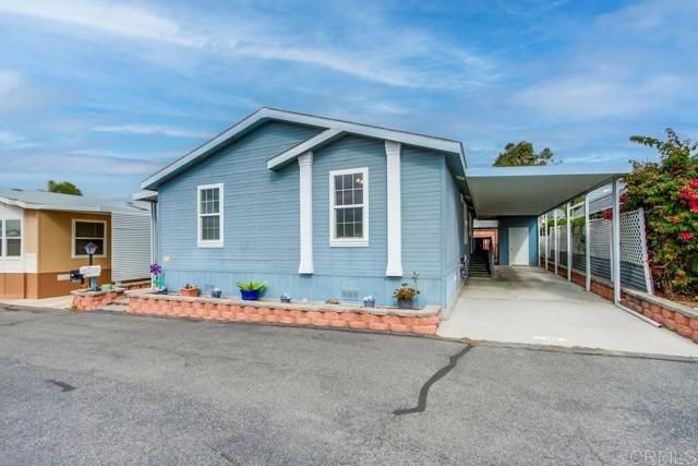 120 Brookside Lane, Oceanside, CA 92056